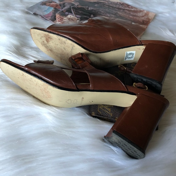 Scalzi Genuine Leather Chunky Heels - Picture 3 of 9